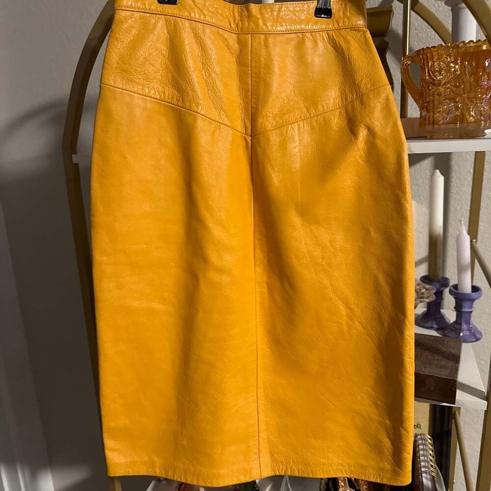 Forenza Vintage Italian Genuine Leather Yellow Pencil Skirt